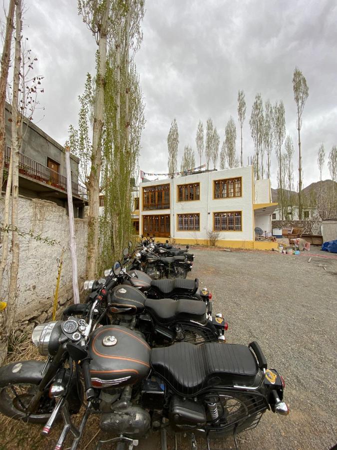 Happy Drifters Hostel Leh Buitenkant foto